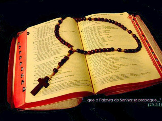 Sagrada Escritura e Sagrada Tradição, fundamentos da Fé Católica
