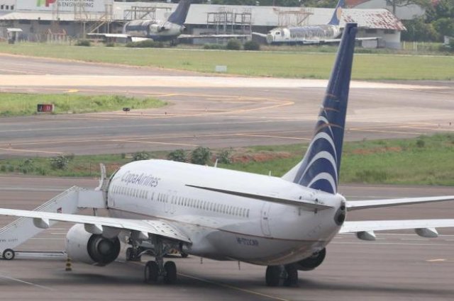 Voo é cancelado no Aeroporto de Porto Alegre devido ao forte calor na pista