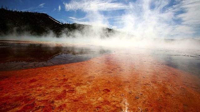 Geólogo do parque nacional de Yellowstone (EUA), prevê uma iminente erupção vulcânica em Yellowstone