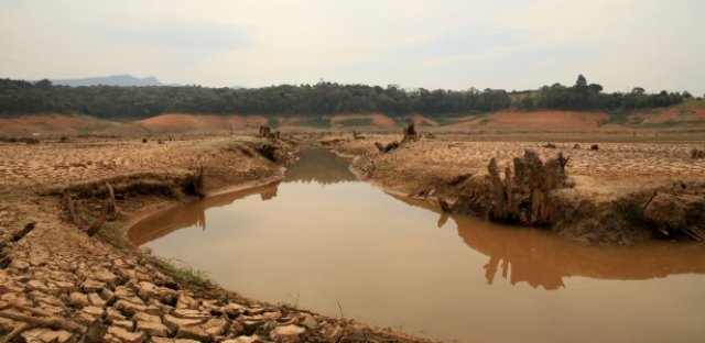 Seca sem fim: Nível do principal reservatório do Estado do Rio de Janeiro chega perto de zero