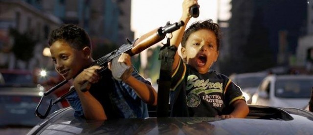 Sinal dos Tempos: Sonho de crianças Palestinas é explodir judeus, morrendo se for preciso para liberar Jerusalém