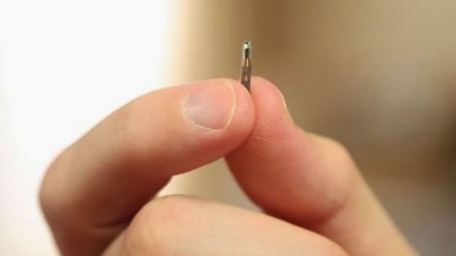 Revista Veja: Biochip, você ainda vai usar um, mais de 300 mil pessoas já implantaram