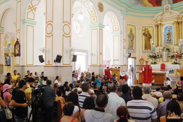 Ministério Público pede a TV Brasil suspender programas como a Santa Missa dominical