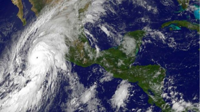 México enfrenta o mais forte furacão já registrado nas Américas, que traz consigo um potencial catastrófico, com ventos de até 325km/h