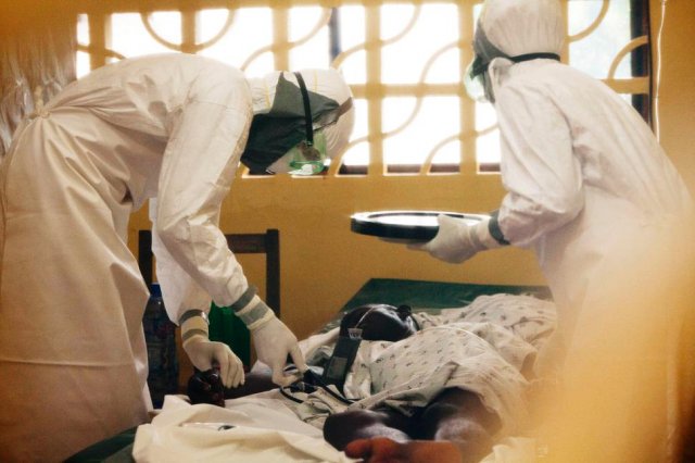 Virus mortal Ebola pode se espalhar como um rastilho de pólvora, alertam EUA