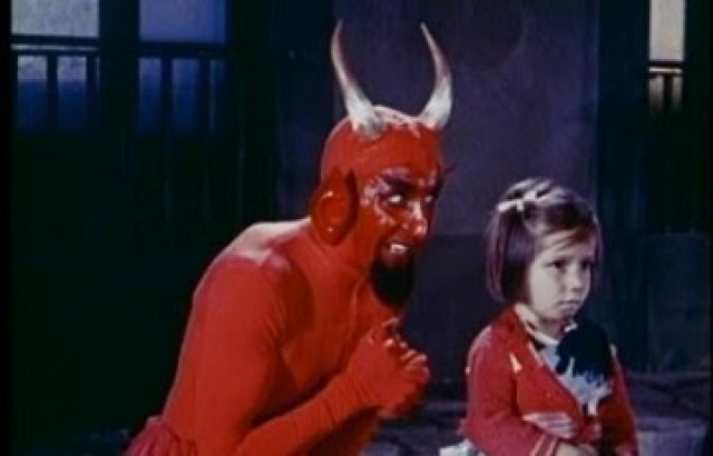 Satanismo entre os jovens: Invocar a presença do demônio Charlie, nas salas de aula das escolas brasileiras